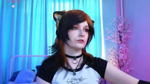 Snapshot of vronnier chatting on May 23, 2026, 4:22 pm vronnier online show from May 23, 2026, 4:22 pm