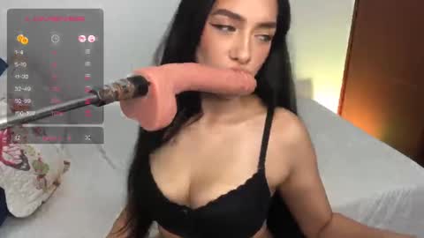 Snapshot of vsantini_ chatting on December 16, 2024, 2:04 am vsantini_ online show from December 16, 2024, 2:04 am