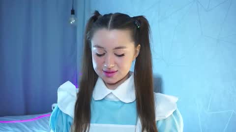 Ethal - thank you for thumb up online show from November 11, 2025, 1:49 am