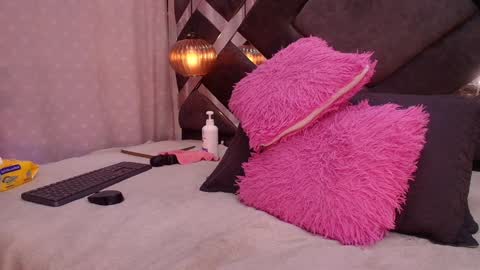 Violeta online show from January 11, 2025, 6:14 am