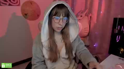 Snapshot of waifu_aika chatting on March 13, 2026, 5:25 am AIKA online show from March 13, 2026, 5:25 am