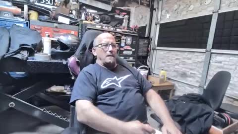 wakesblowinclouds online show from February 7, 2026, 1:04 pm