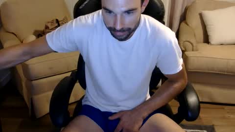 Snapshot of waketomyd chatting on November 24, 2025, 4:01 am WakeToMyD online show from November 24, 2025, 4:01 am