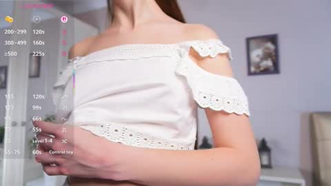  Lina online show from November 20, 2025, 6:13 am