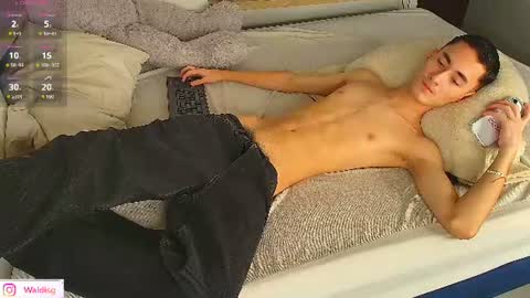 Snapshot of wal_jones chatting on July 22, 2026, 10:56 pm wal jones online show from July 22, 2026, 10:56 pm