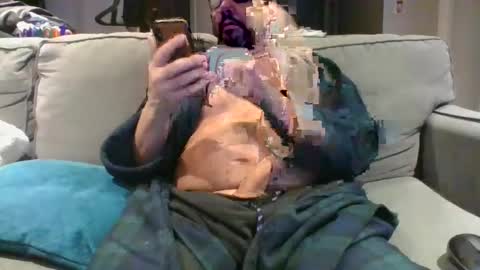 walker033 online show from December 24, 2024, 7:39 am