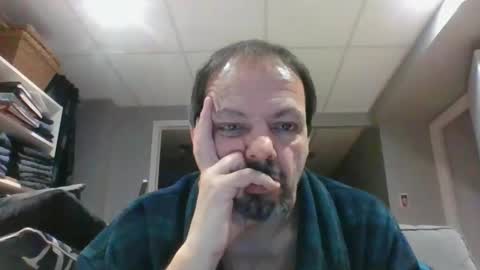 walker033 online show from January 20, 2025, 5:26 am