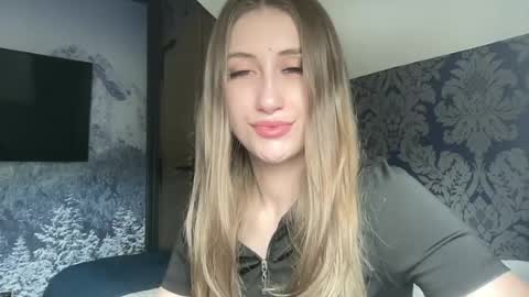 walkiria19 online show from June 21, 2026, 7:44 am