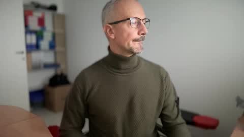 walky78 online show from November 25, 2025, 7:41 am