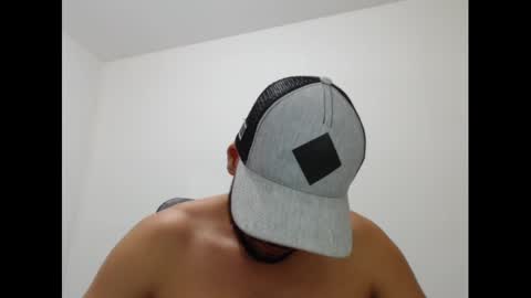 Snapshot of walter_brownn01 chatting on January 13, 2025, 6:59 pm WALTER BROWN  online show from January 13, 2025, 6:59 pm