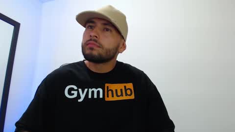 Snapshot of walter_brownn01 chatting on January 21, 2025, 7:06 pm WALTER BROWN  online show from January 21, 2025, 7:06 pm