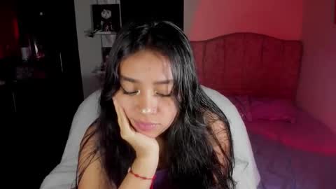 walton_abieca_ online show from October 8, 2025, 5:49 am