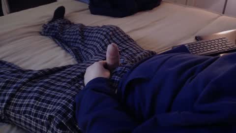 I love the ol in-n-out  online show from January 28, 2025, 4:50 am