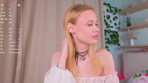 Emi online show from November 10, 2025, 11:48 pm