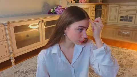 hello guys im Lilian online show from October 30, 2025, 3:08 am