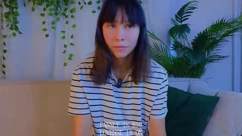 Betti online show from November 17, 2025, 2:28 am