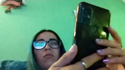 Waningrose  Lu online show from January 3, 2025, 1:38 am