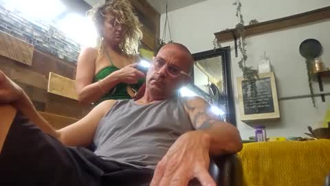 wantmymantofukme online show from September 19, 2025, 1:29 am