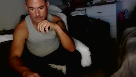 wantmymantofukme online show from November 9, 2025, 10:57 am