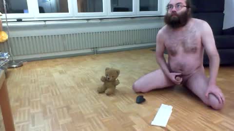 Snapshot of wantsahug chatting on November 19, 2025, 9:48 pm wantsahug online show from November 19, 2025, 9:48 pm