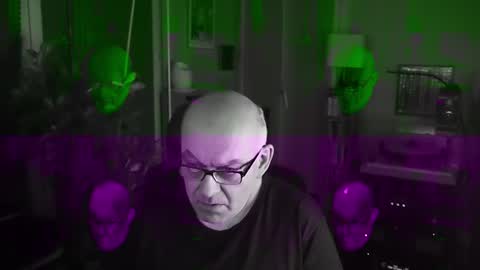 Snapshot of warp147 chatting on September 30, 2025, 1:32 am warp147 online show from September 30, 2025, 1:32 am