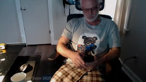 Snapshot of wasted_daze_ chatting on January 18, 2025, 8:30 pm wasted_daze_ online show from January 18, 2025, 8:30 pm