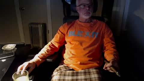 Snapshot of wasted_daze_ chatting on January 25, 2025, 2:15 am wasted_daze_ online show from January 25, 2025, 2:15 am