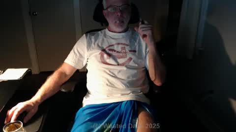 Snapshot of wasted_daze_ chatting on February 14, 2025, 2:18 am wasted_daze_ online show from February 14, 2025, 2:18 am