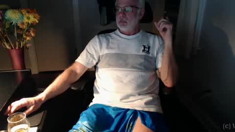 Snapshot of wasted_daze_ chatting on March 8, 2025, 3:06 am wasted_daze_ online show from March 8, 2025, 3:06 am