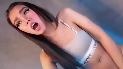 Snapshot of water_lily28 chatting on September 27, 2025, 9:53 pm Isla Fox online show from September 27, 2025, 9:53 pm