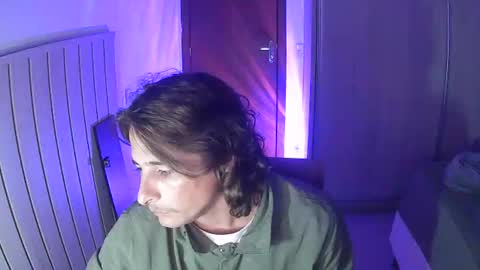 Snapshot of wave_boyy chatting on May 10, 2026, 10:37 pm wave_boyy online show from May 10, 2026, 10:37 pm