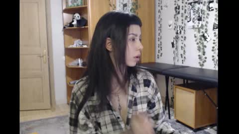 Mina online show from February 26, 2026, 3:44 pm