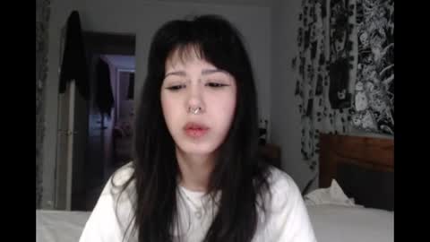 Snapshot of wavy_nights chatting on July 11, 2026, 4:10 pm Mina online show from July 11, 2026, 4:10 pm