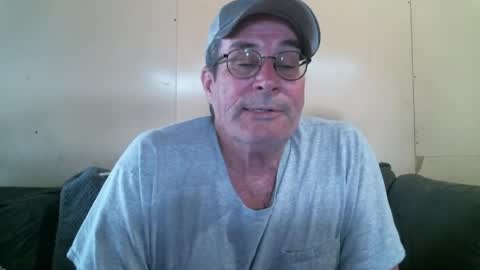 Snapshot of wbfarm chatting on May 30, 2026, 6:05 pm WB Farm online show from May 30, 2026, 6:05 pm