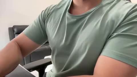 Weapon X online show from January 12, 2025, 9:19 pm