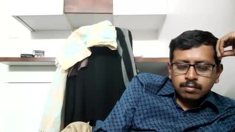 sexyguy online show from February 13, 2026, 2:57 pm