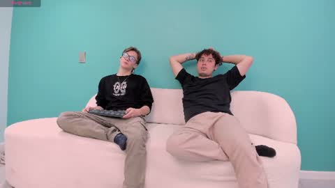 Jhonny Dick  his neighbors. online show from July 15, 2026, 2:33 pm