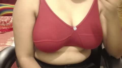 Snapshot of webshowxxx chatting on July 19, 2026, 1:59 pm mina online show from July 19, 2026, 1:59 pm