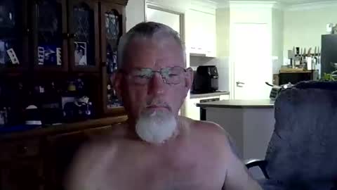 Wellhelloo online show from February 12, 2026, 6:41 am