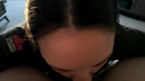 weloveleggings online show from November 23, 2025, 10:42 pm