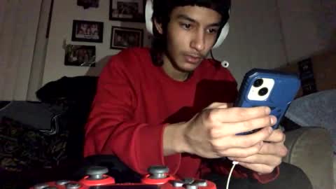 Snapshot of weloveyouej chatting on February 11, 2026, 9:14 am Eduardo online show from February 11, 2026, 9:14 am