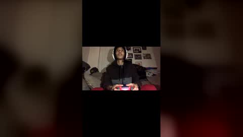 Snapshot of weloveyouej chatting on March 2, 2026, 10:11 am Eduardo online show from March 2, 2026, 10:11 am