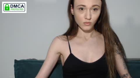 Milena online show from May 15, 2026, 9:11 pm