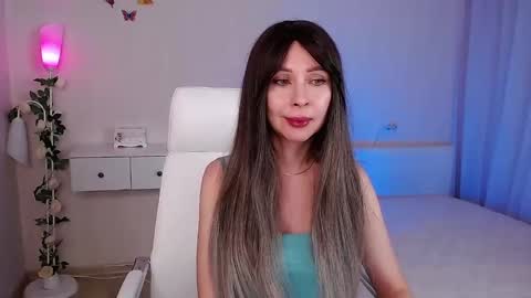 Wendi Foster online show from February 27, 2025, 7:26 pm