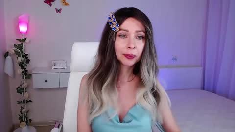 Wendi Foster online show from March 7, 2025, 8:00 pm