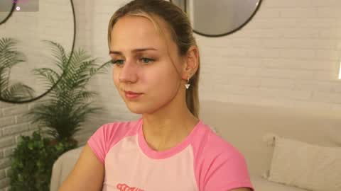 Im Wendy online show from May 15, 2026, 9:11 pm