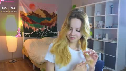 Wendy online show from September 12, 2025, 5:02 pm