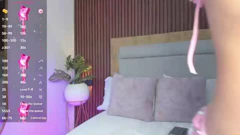 Snapshot of wendy_jonnes chatting on August 4, 2026, 3:10 am W E N online show from August 4, 2026, 3:10 am
