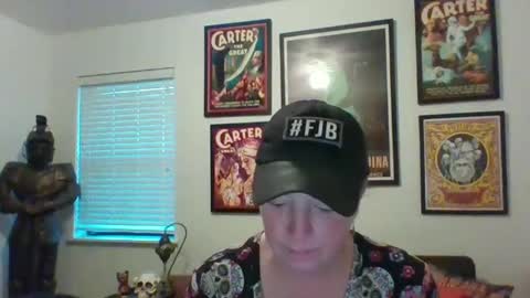 Snapshot of wendycu chatting on December 9, 2024, 11:34 pm WendyCU online show from December 9, 2024, 11:34 pm