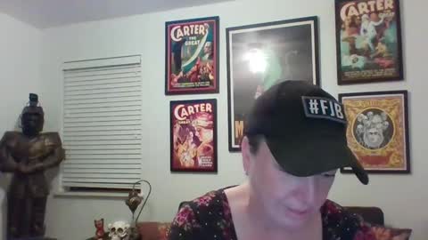 Snapshot of wendycu chatting on December 13, 2024, 5:05 am WendyCU online show from December 13, 2024, 5:05 am